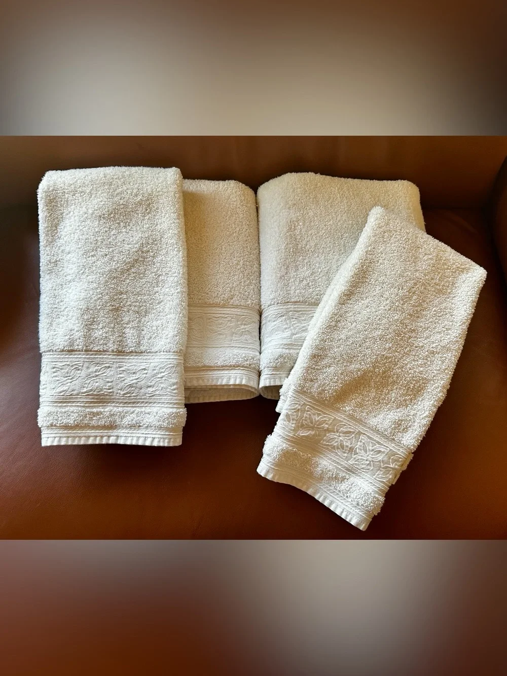 Earl & Wilson Collection towel set. Made in Brazil. Hotel quality. Cream clean